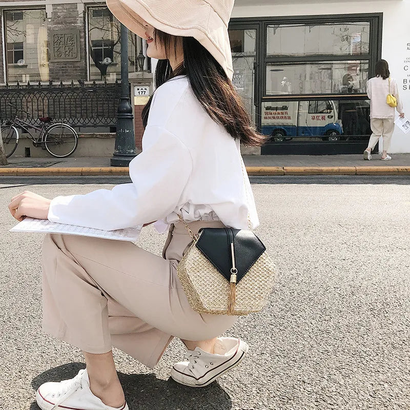 Hexagon Woven Straw and Leather Shoulder Bag – Bohemian Summer Beach Style