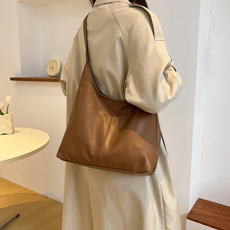 Retro Women’s Shoulder Tote Bag – Versatile Crossbody Pack, Large Capacity Fashion Commuter Book Bag