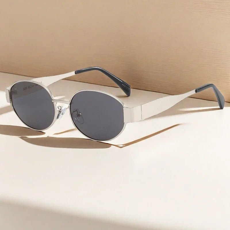 Stylish New Luxury Metal Brand Sunglasses with UV400 Protection