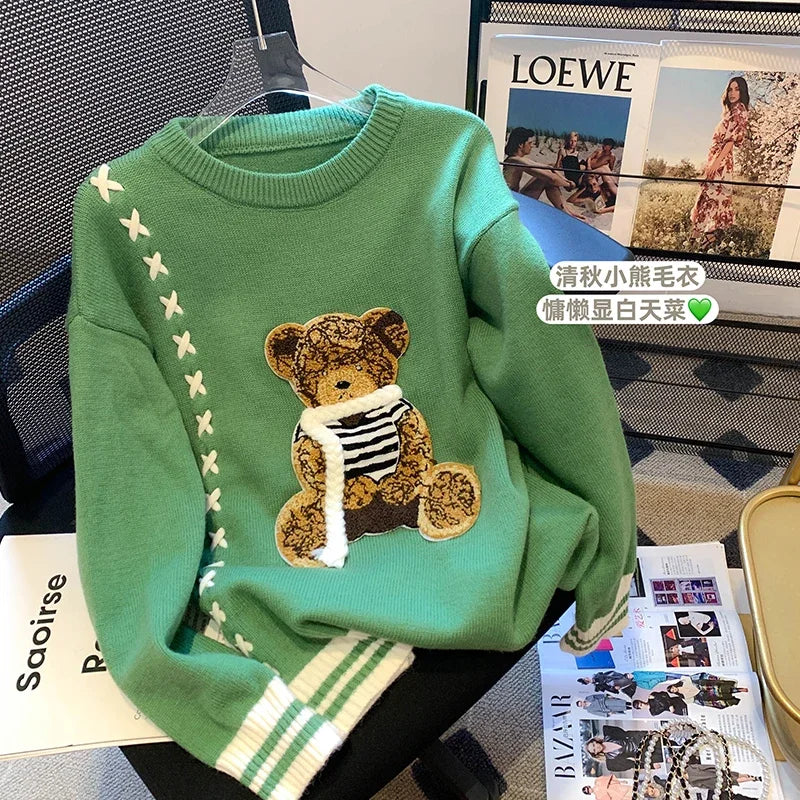 Unisex Kawaii Bear Embroidered Sweater – Harajuku Y2K Loose Fit Pullover