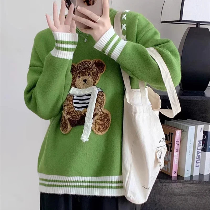 Unisex Kawaii Bear Embroidered Sweater – Harajuku Y2K Loose Fit Pullover