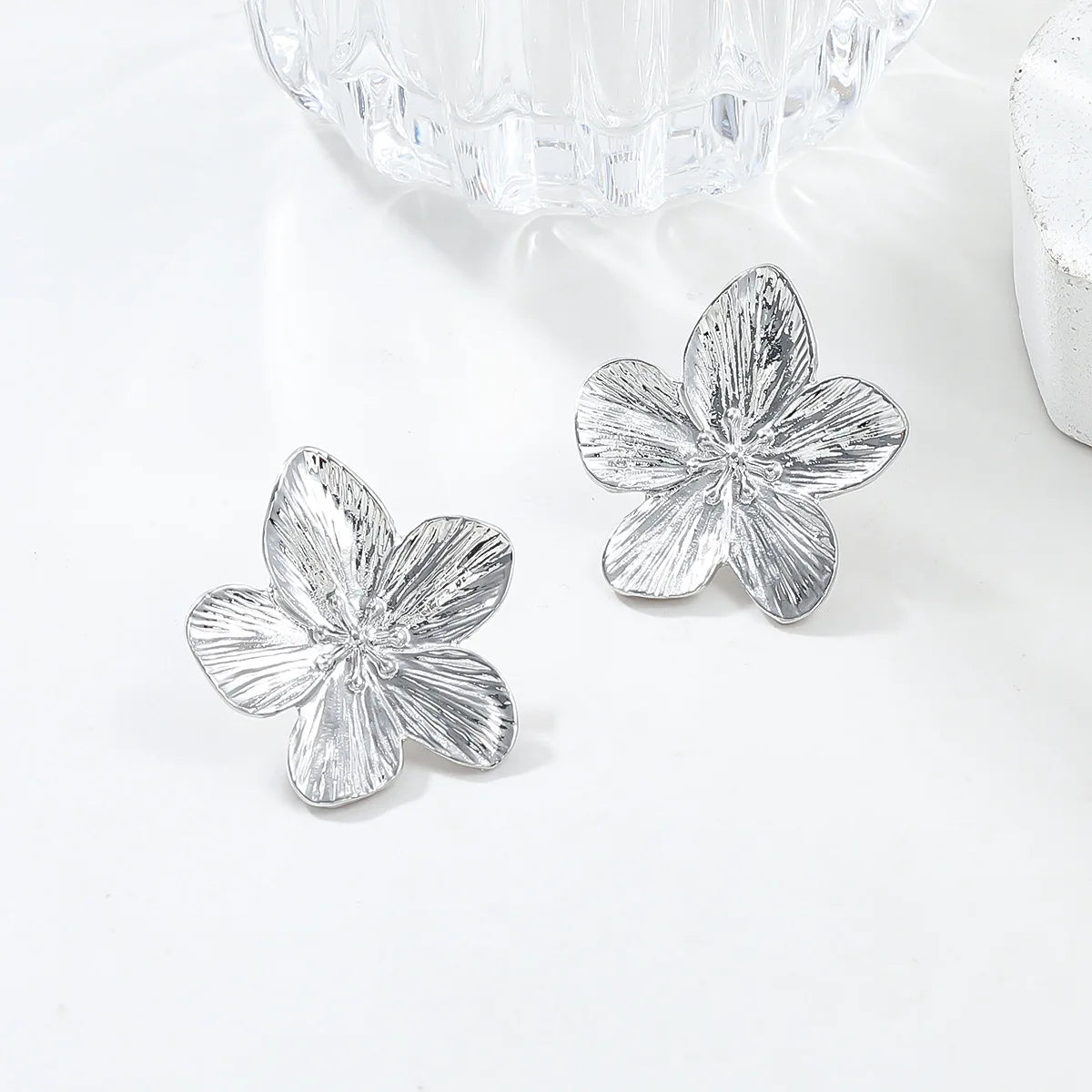 Stunning Trendy 2PC Stainless Steel Flower Earrings for Festivals