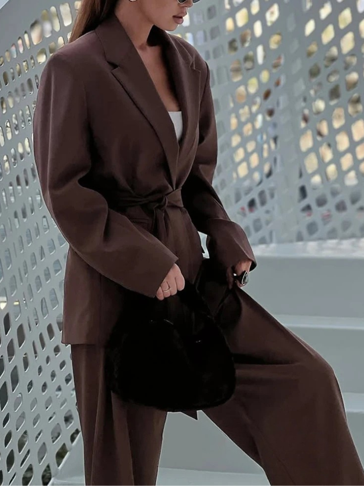 TRAFZA Chic Women Suit for Effortless Office Elegance