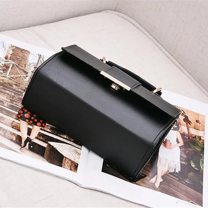 Trendy Flap Sling Crossbody Bag – Chic & Versatile Leather Shoulder Purse for Women
