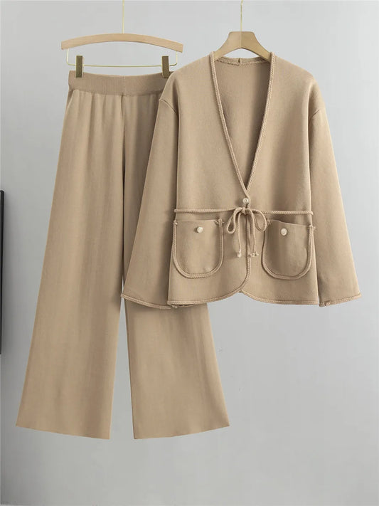 Women's Elegant Knitted 2-Piece Set – V-Neck Belted Cardigan and High-Waisted Sweatpants for Spring & Fall