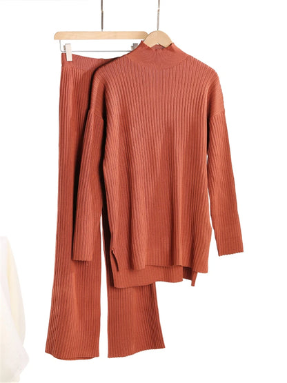 Cozy Autumn & Winter 2-Piece Knitted Tracksuit Set for Women – Turtleneck Sweater & Straight-Leg Joggers