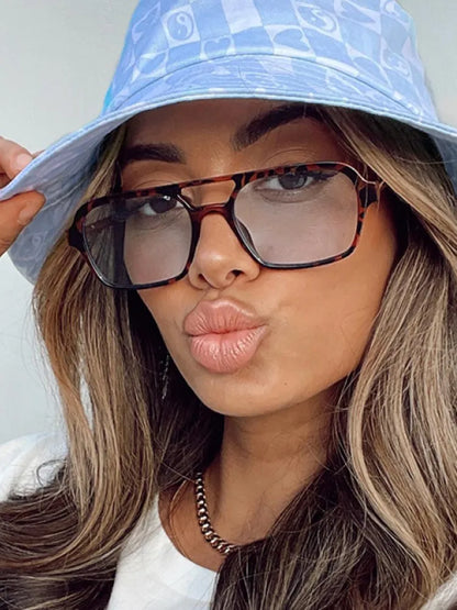 Chic Retro Double Bridges Sunglasses for Trendy Style and UV Protection