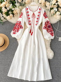 Women's Bohemian Embroidered Floral Dress – Autumn High Waist Pleated O-Neck Lantern Sleeve Vestidos