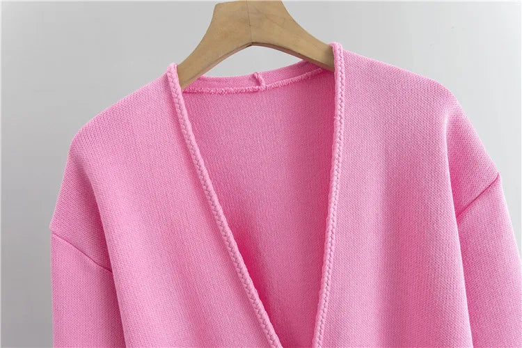 Women's Elegant Knitted 2-Piece Set – V-Neck Belted Cardigan and High-Waisted Sweatpants for Spring & Fall